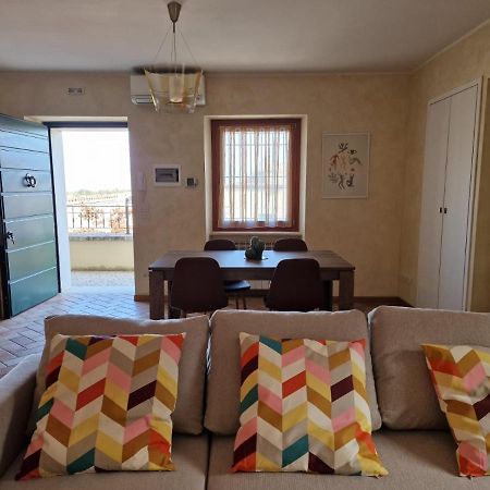 Thomas' Castle Apartman Pozzolengo Kültér fotó