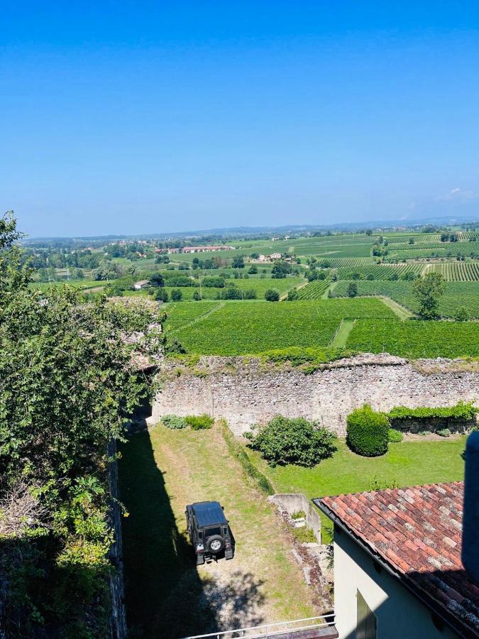 Thomas' Castle Apartman Pozzolengo Kültér fotó